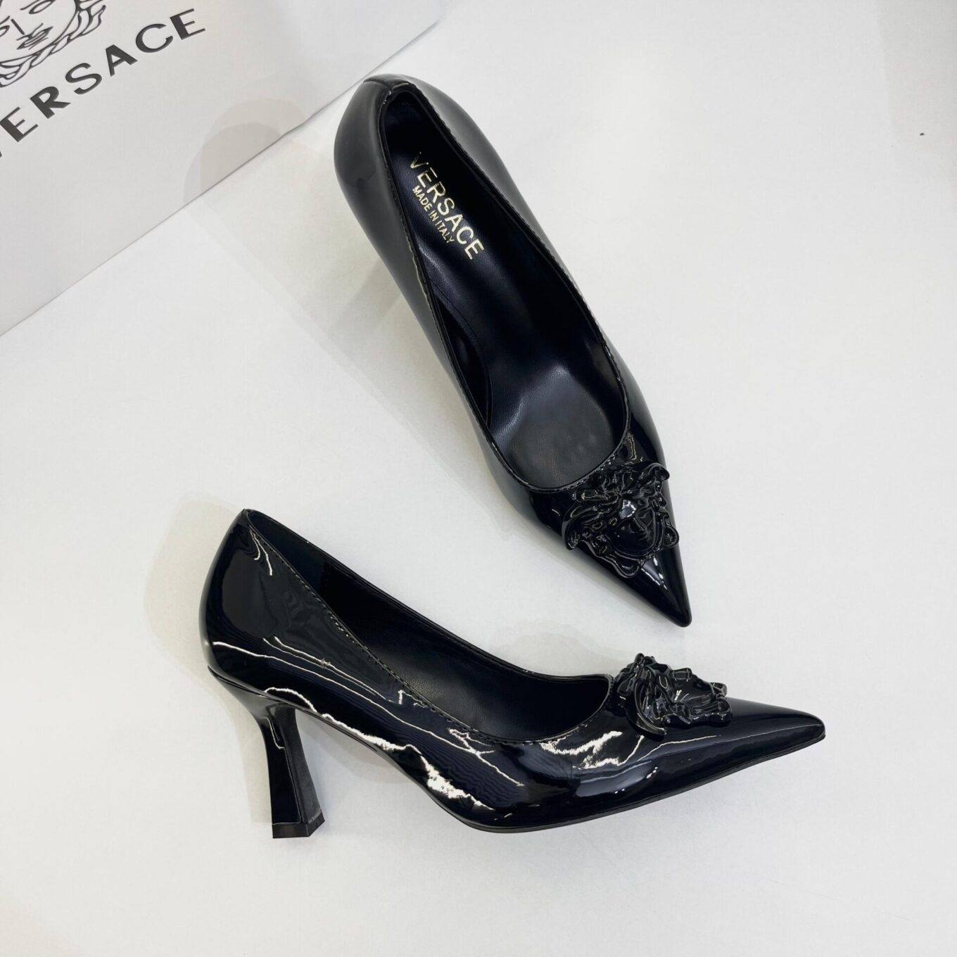 Versace La Medusa Black Pump