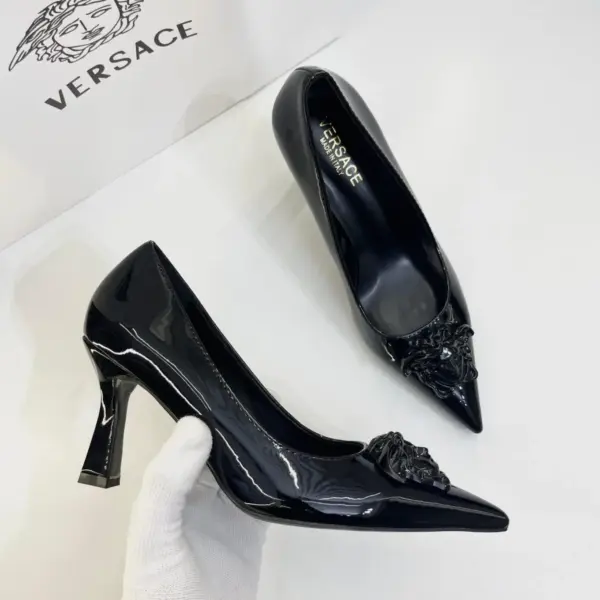Versace La Medusa Black Pump