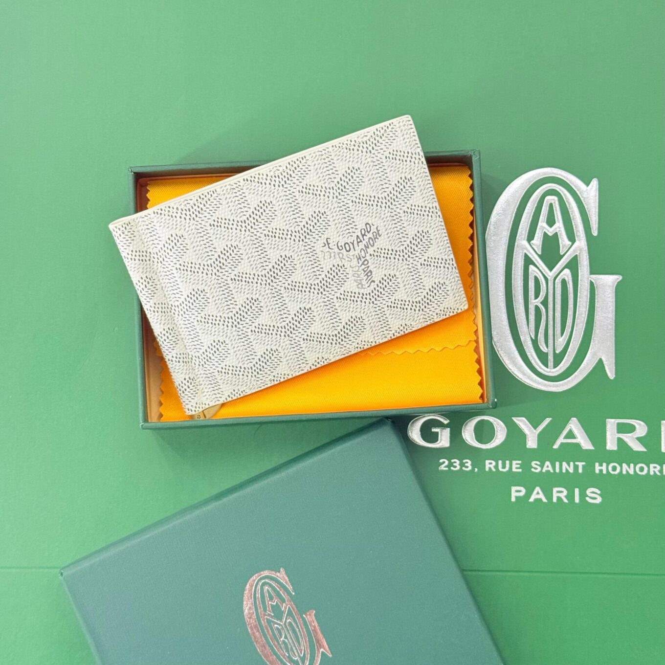 Goyard Saint Thomas White Color Bill Fold Wallet (With Box)