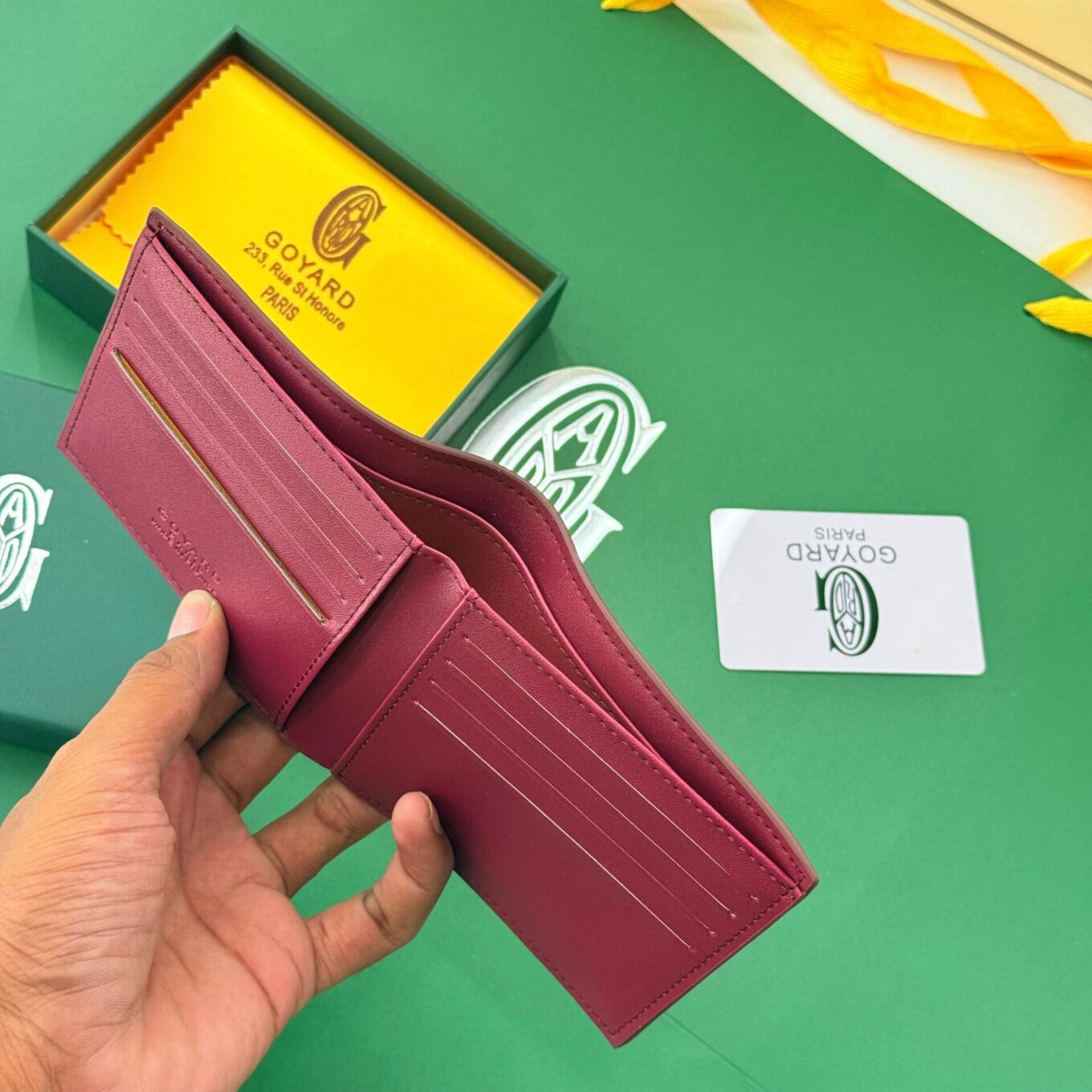 Goyard Victoire Red Color Wallet With Box (With Box)