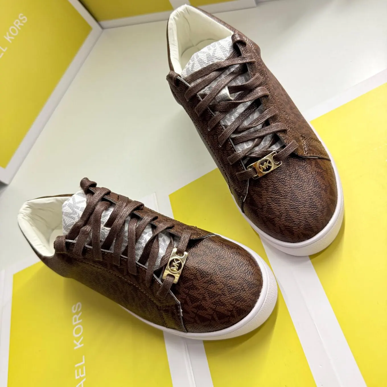 WhatsApp-Image-2025-09-09-at-3.56.59-PM Michael Kors Keaton Logo Coffee Color Sneaker