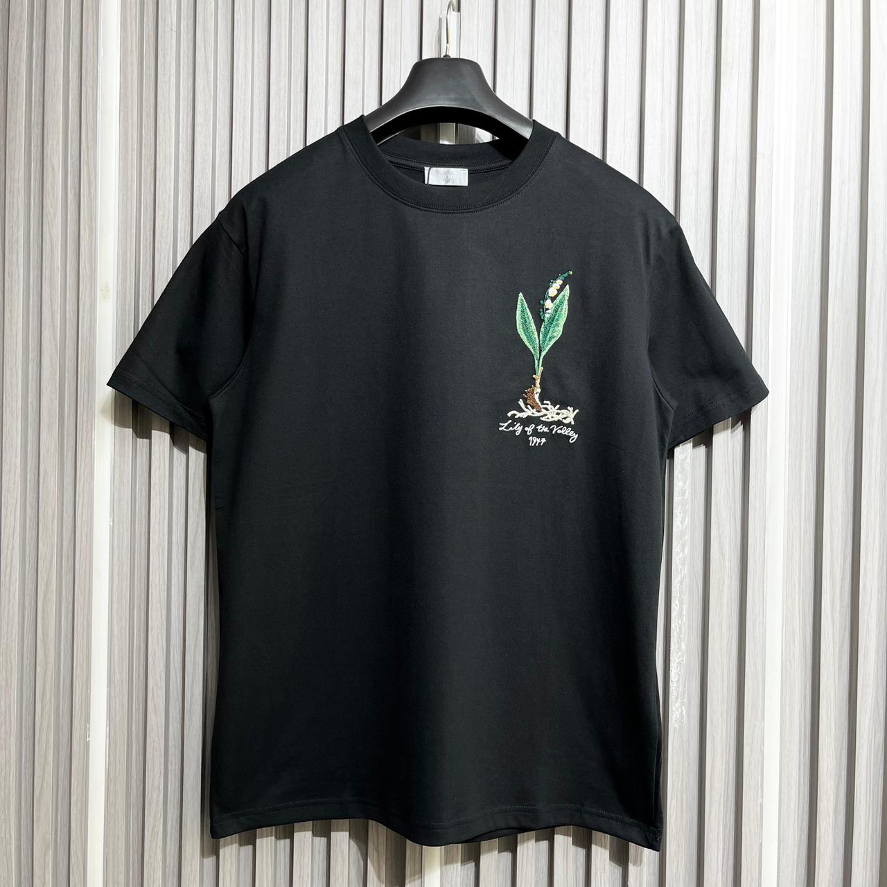 WhatsApp Image 2025-09-10 at 8.21.24 PM Christian Dior Lily of the Month Black T-shirt for Men