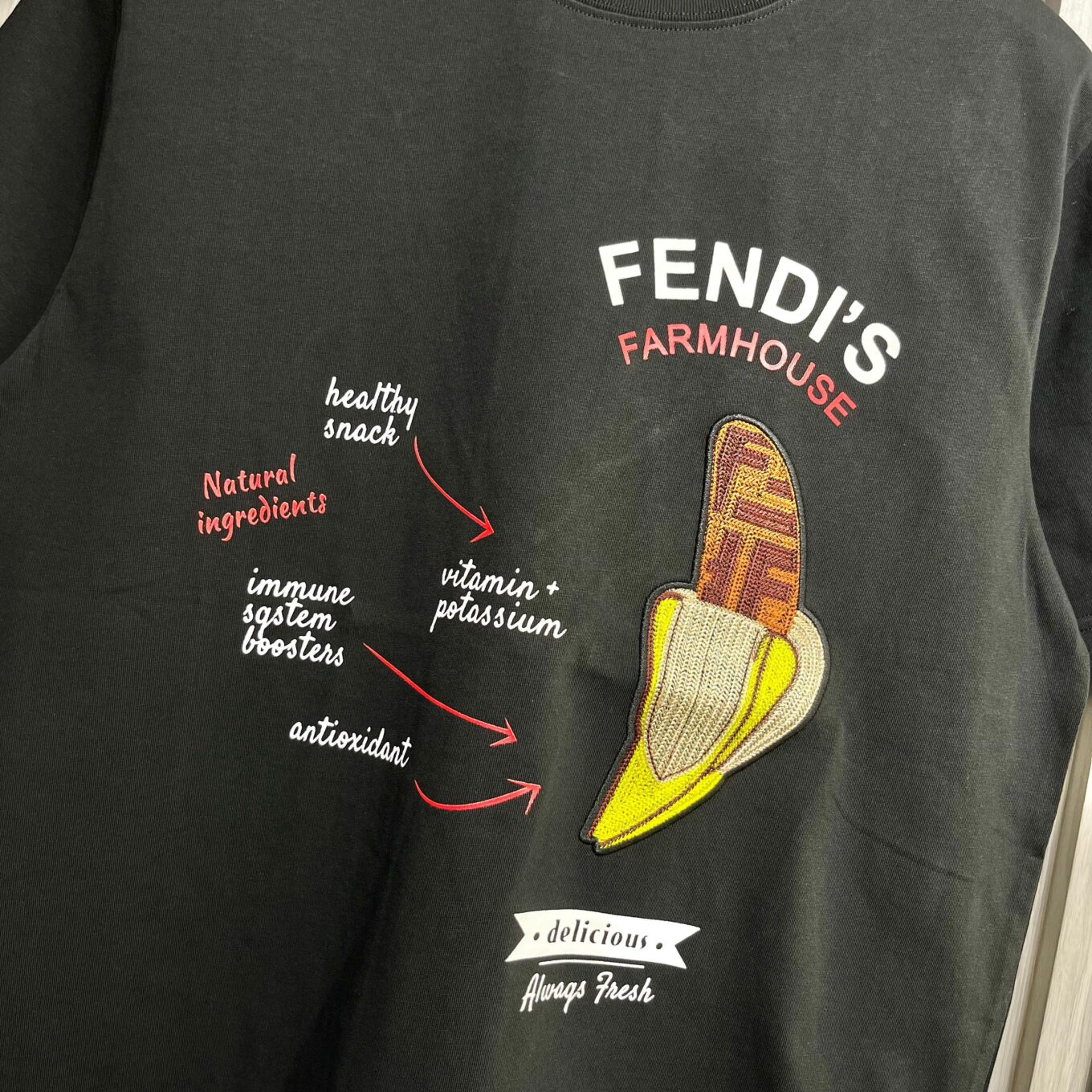 Fendi Farmhouse Black T-Shirt For Men