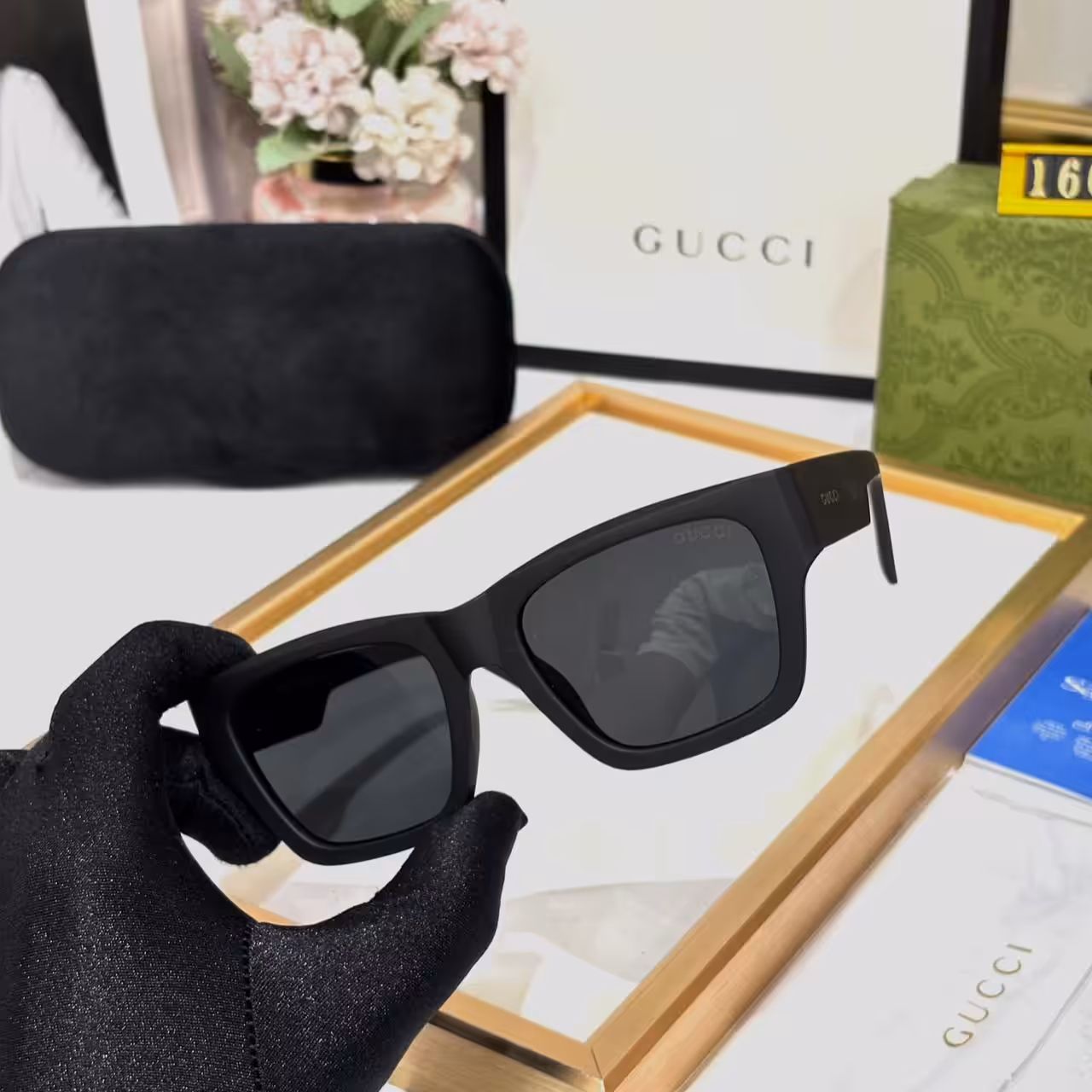 Gucci Rectangular UV Protected Unisex Sunglass