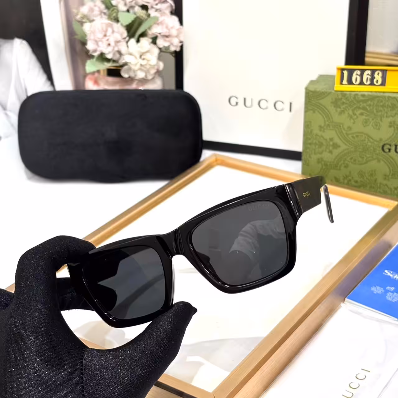 Gucci Rectangular UV Protected Unisex Sunglass