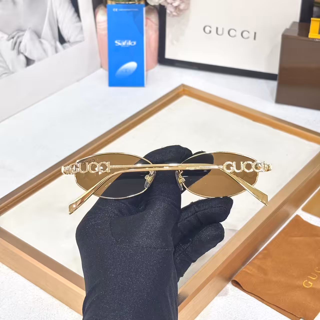 WhatsApp Image 2025-10-25 at 9.00.31 PM (1) Gucci Oval Brown Women’s Sunglass