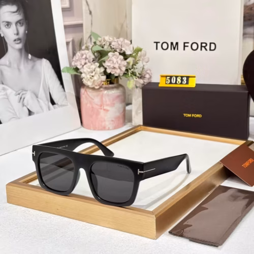 Tom Ford Wayfarer Mens Sunglass