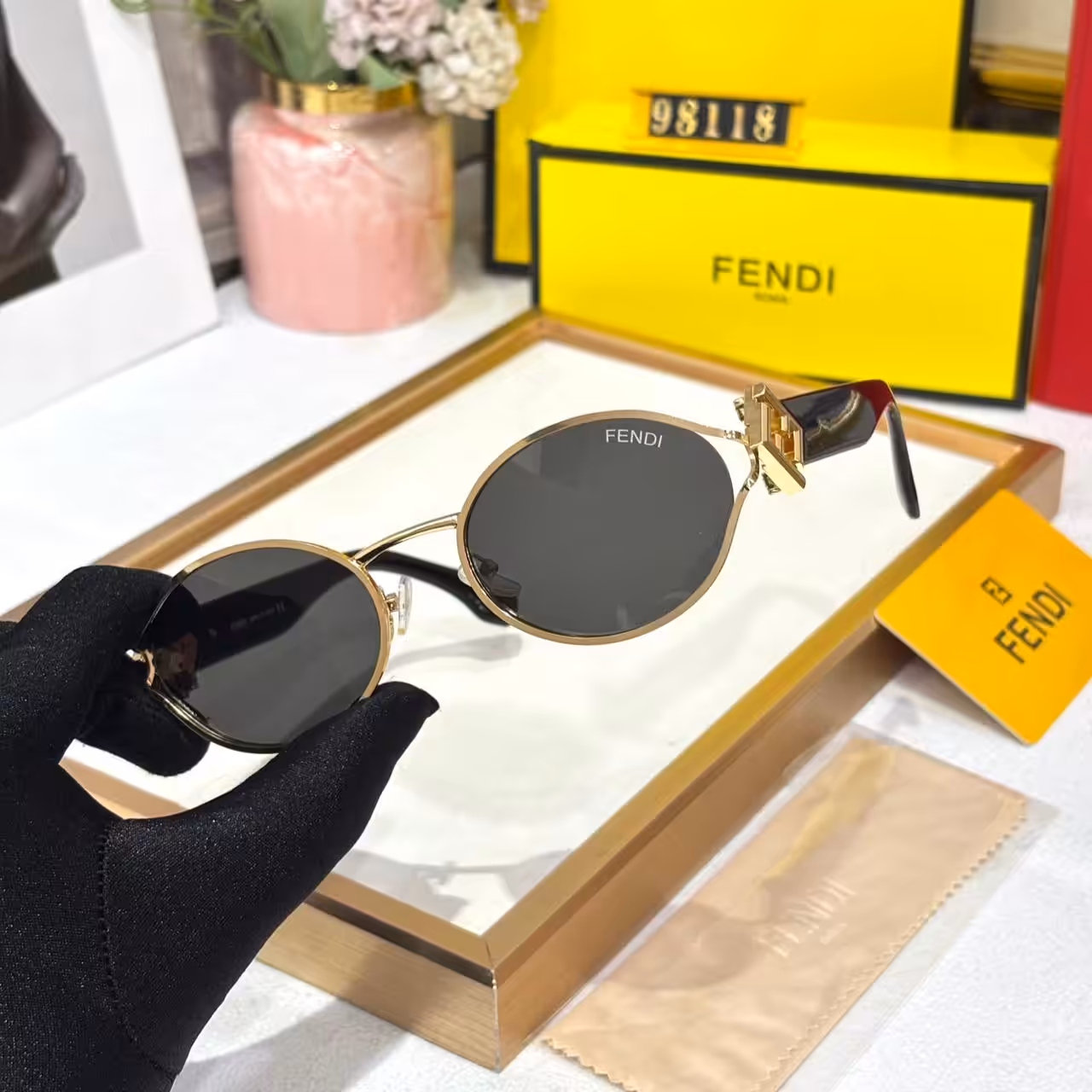 Fendi Oval Black Tint Unisex Sunglass