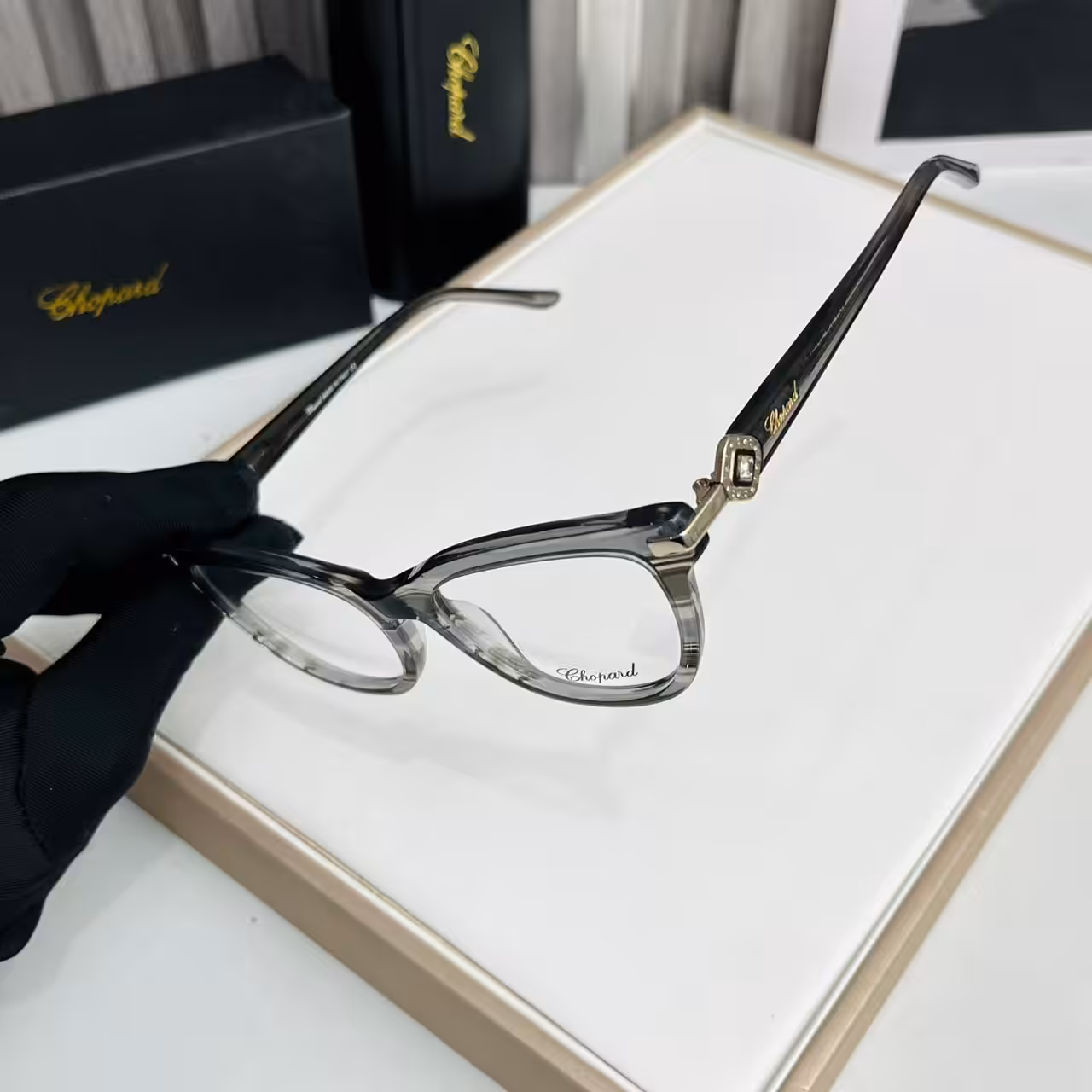 Chopard Women’s Grey Marble Cat-Eye Optical Frame