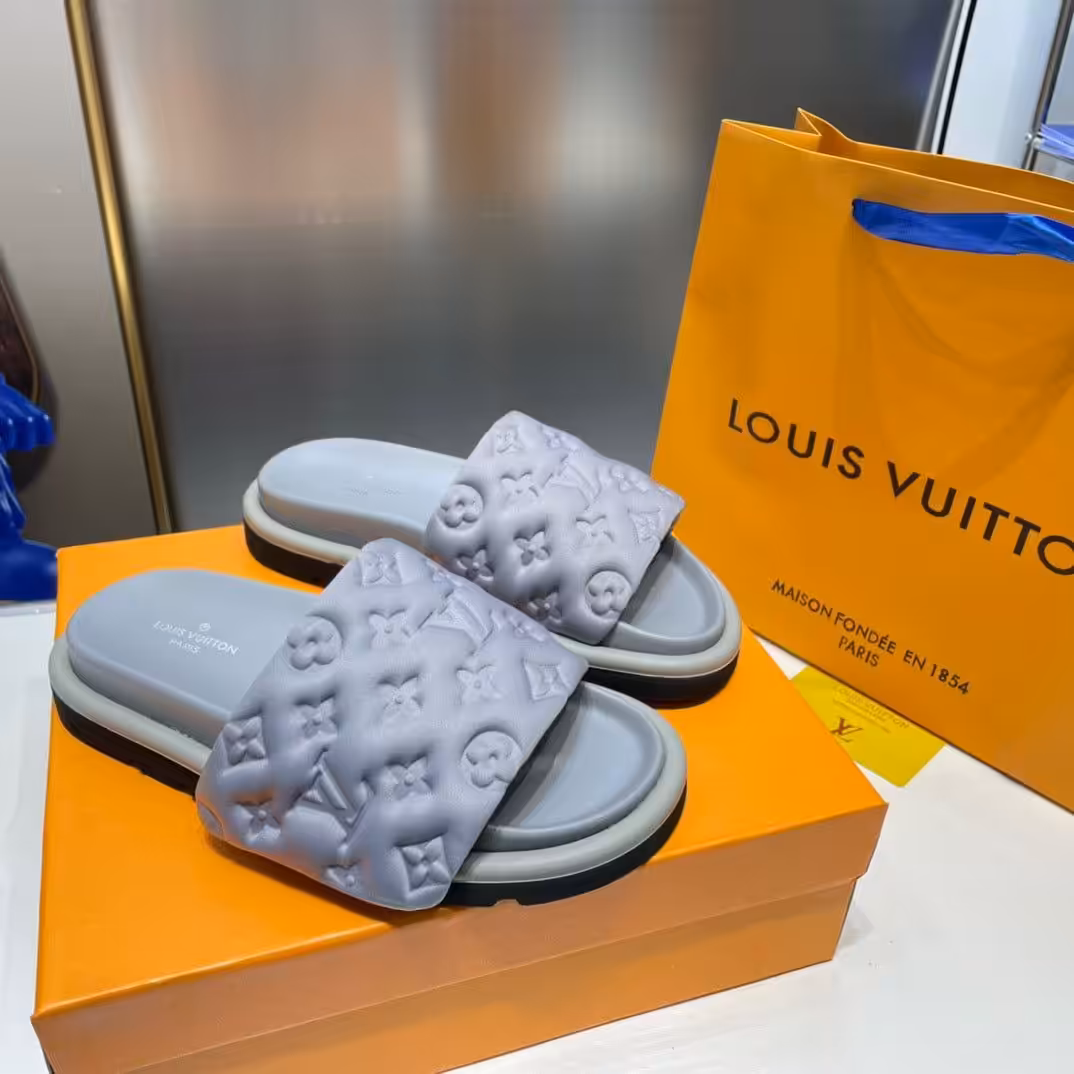 Louis Vuitton Pool Pillow Grey Mule