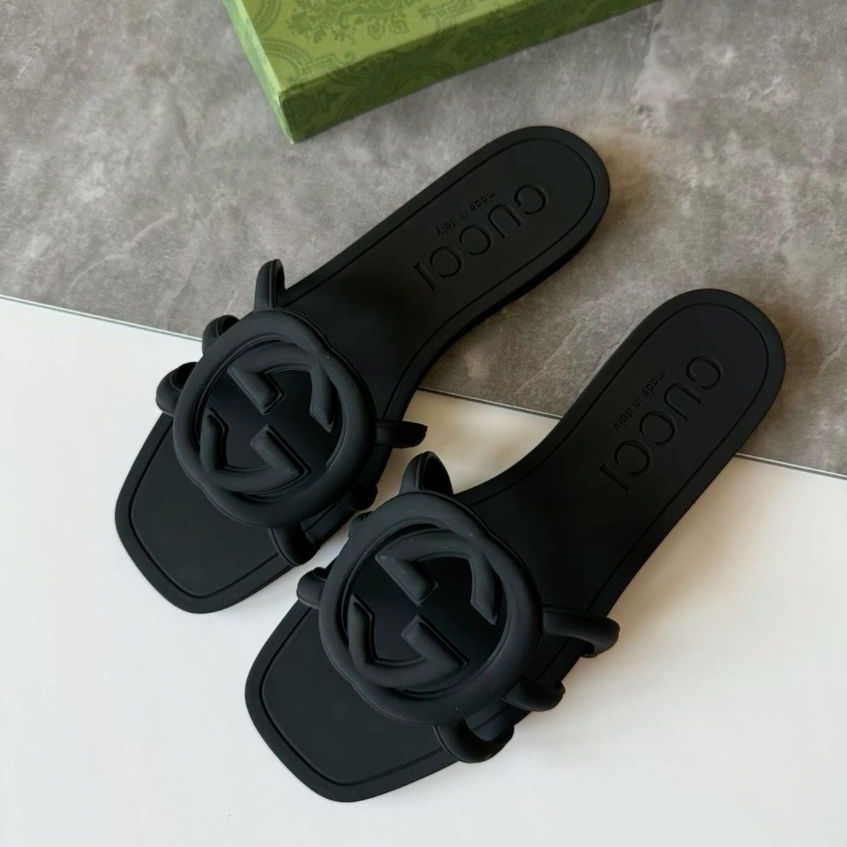 Gucci Interlocking G Slide Black Sandal