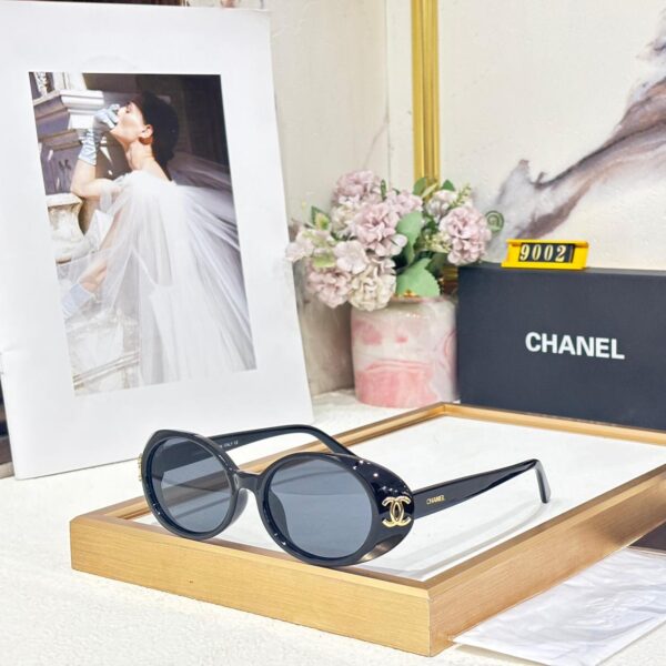 Chanel Black Women Sunglass