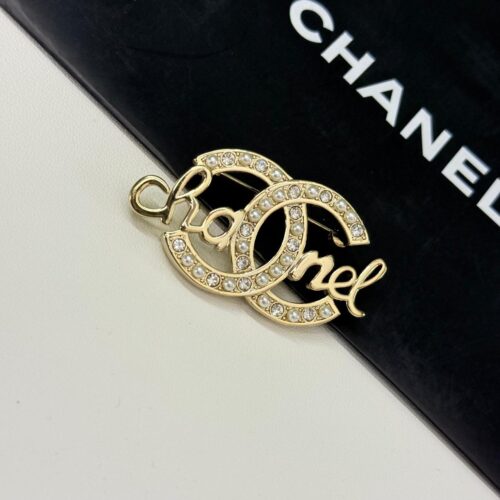 WhatsApp Image 2026-02-17 at 9.33.02 PM Chanel Embellished CC Brooch