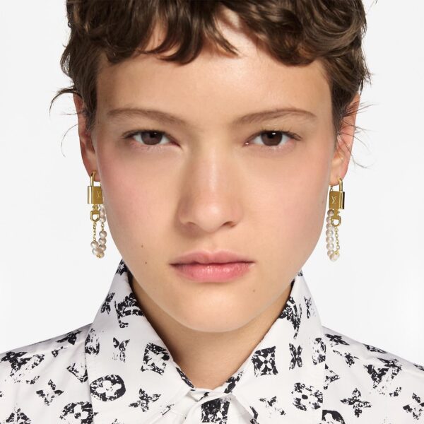 Louis Vuitton Pearlock Earring