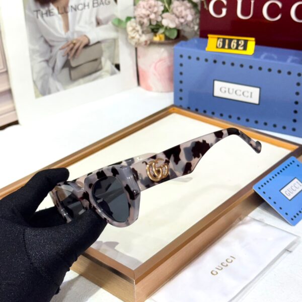 Gucci Round Leopard Women’s Sunglass