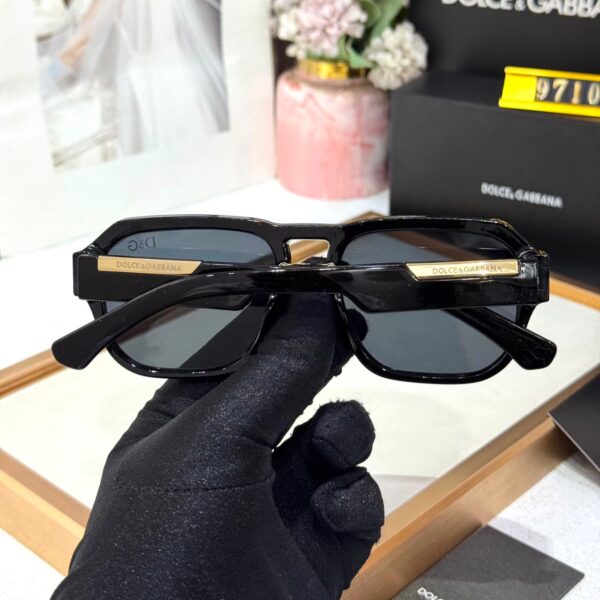 Dolce & Gabbana Black Men’s Wayfarer Sunglass