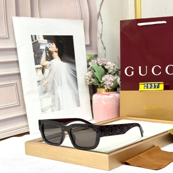 Gucci GG Full Body Dark Coffee Unisex Sunglass
