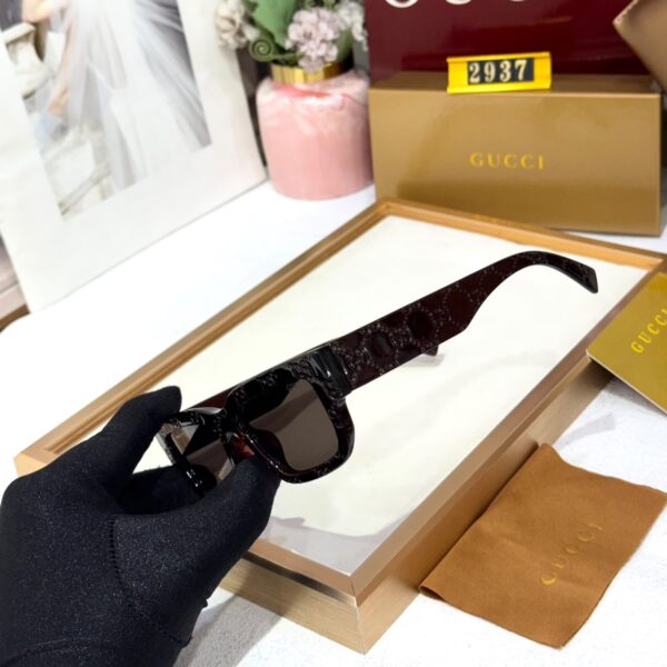 Gucci GG Full Body Dark Coffee Unisex Sunglass