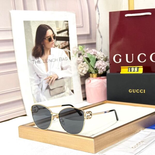 Gucci Oversized Cat Eye Black Womens Sunglass