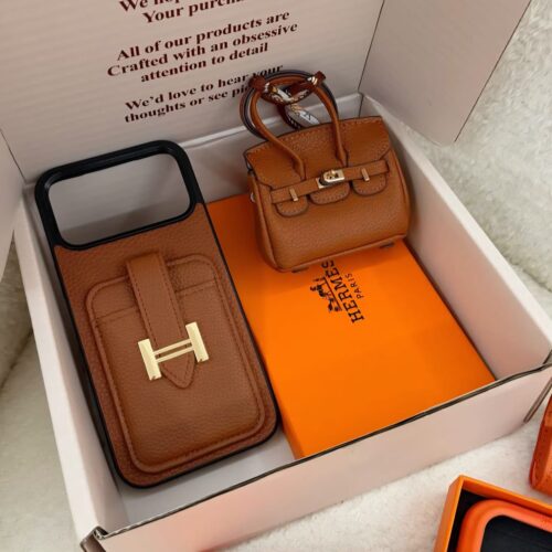 Hermes Iphone 17 pro Case (With Box)
